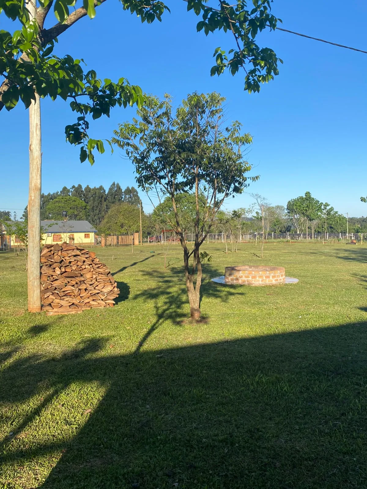 Paisaje de Granja Luma al amanecer